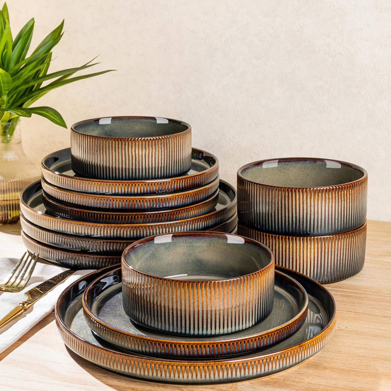 TheTerra Ceramic Dinnerware Sets for 4, 12 Pieces product photo